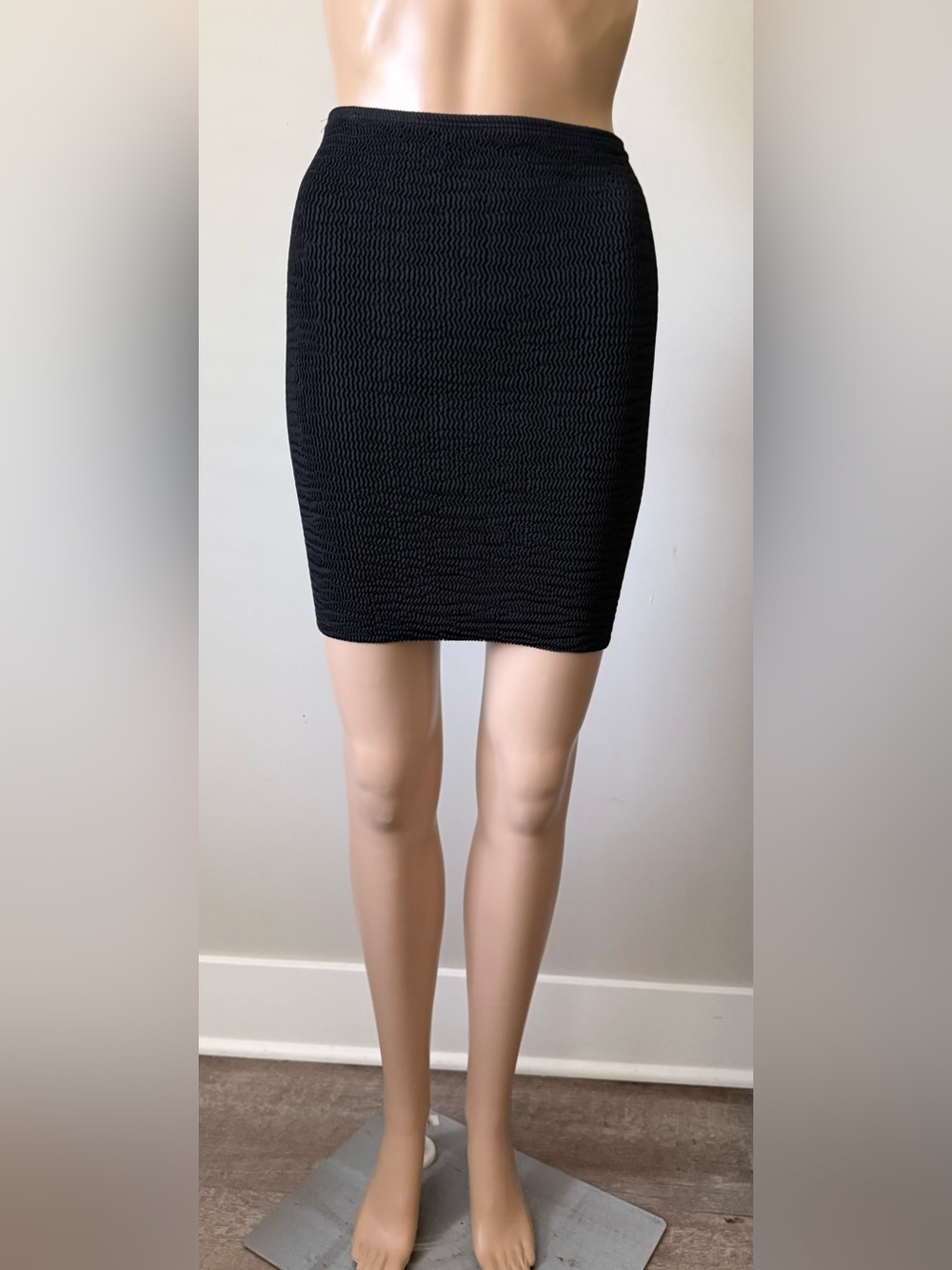 Classic Black Textured Swim Cover Up Skirt - Women